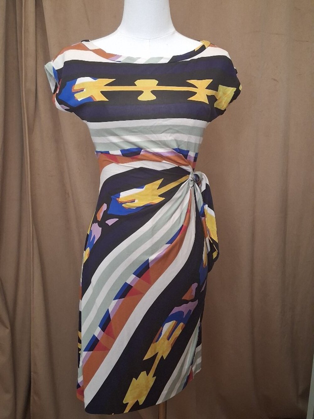 Diane von Furstenberg DVF 100% Silk Geometric Side Tie Dress Size 0